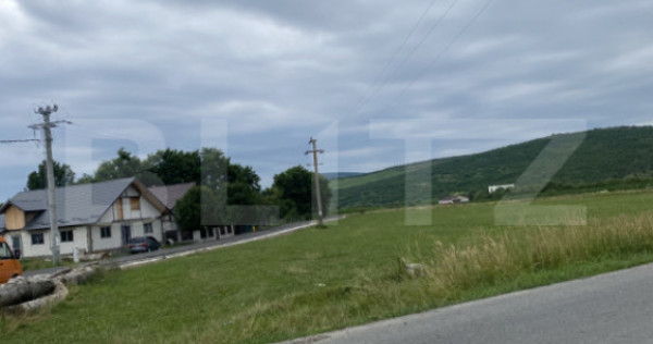 Teren intravilan de vanzare, 20 arii, la 10 minute de Bistri