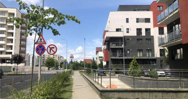 Pret negociat - Garsoniera spatioasa cu parcare bloc nou 3 m