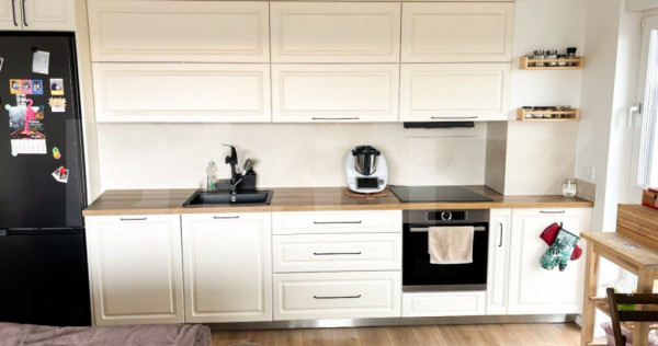 Apartament 3 camere, 65 mp, zona Lipovei