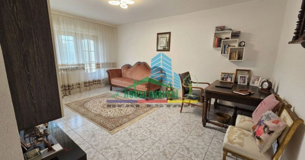 Apartament 3 Camere Zona Piața Unirii 83 mp | Bloc Tip V...