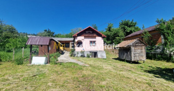 Proprietate &icirc;n Comuna Botești, Județul Argeș &ndash; Zon?...