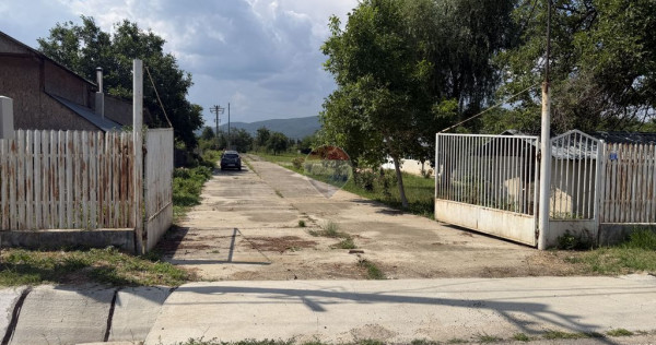 Spațiu industrial la iesirea din Odobesti , intrare Bros...