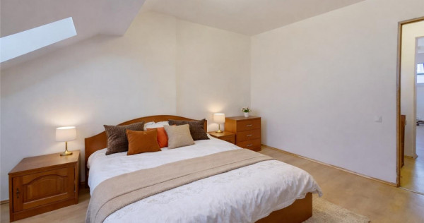Rezidenta pe doua niveluri, cu 3 camere, eficenta energetic,