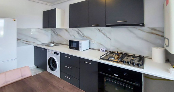 Studio 37 mp, nou mobilat, etaj 4, lift, situat langa Pen...