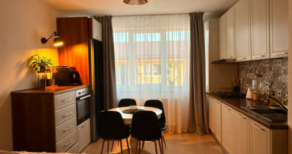 Apartament 2 camere, 58,5 mp, zona Florilor