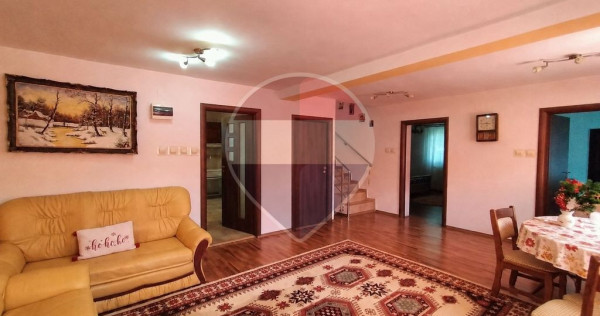 Casă de v&acirc;nzare in Tărtășești / DN7, 190 mp, 5 came...