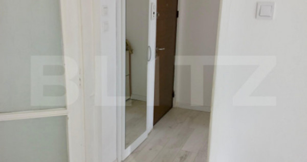 Apartament cu 2 camere, 52 mp, parcare, zona Tractorul