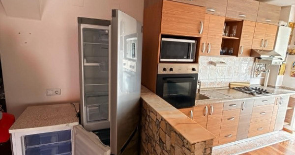 Apartament de 2 camere zona Tractorul,