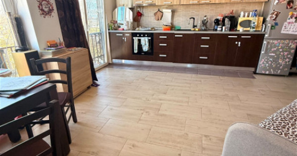 Apartament 3 camere 65 mp, zona Tineretului