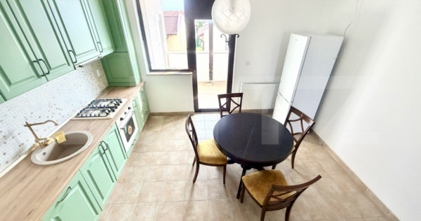 Apartament cu scara interioara 5 camere,4 bai,2 balcoane,zon