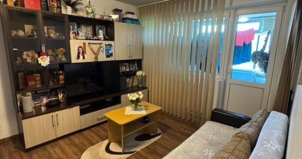 Apartament 2 camerede v&acirc;nzare- zona Brotacei