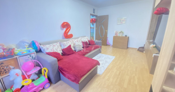 3 Camere-Decomandat-Etaj 4/8- Margeanului