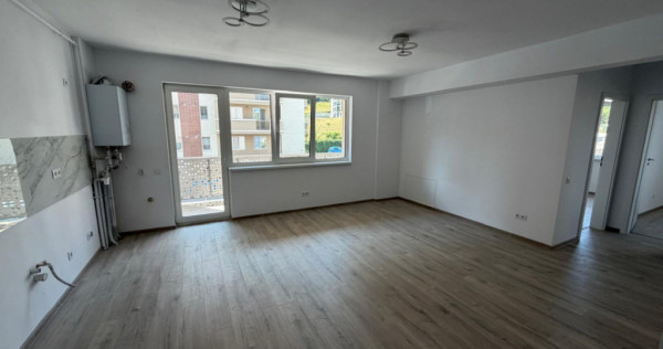 Apartament 3 camere, 66 mp, zona Teilor