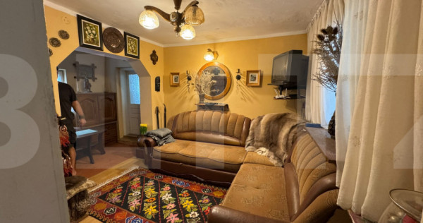 Casa individuala, 60 mp, teren 1200 mp, zona Calinesti