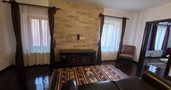 Apartament 3 camere zona Centru Istoric