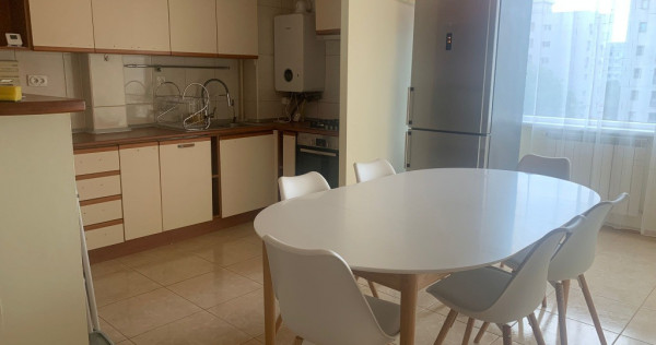 Apartament 3 camere, Centrală proprie,Parcare,Timpuri Noi,Nerva Traian