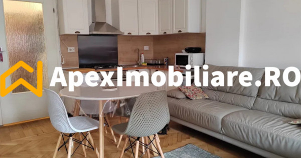 Garsoniera de inchiriat P-ta Romana București | ApexImobili