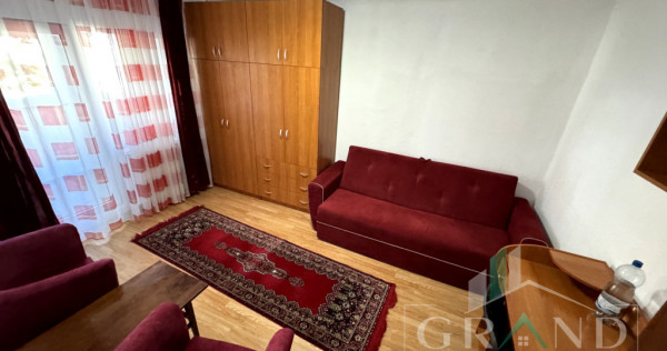 Garsonieră cu BALCON | 26 mp | UMF&ndash;Zorilor/P-ța Zorilor