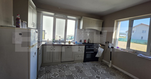 Casa 4 camere 120 mp, teren 5000 mp.. Sud