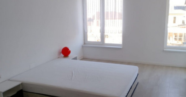 Casa tip duplex 128mp, zona Vivo!