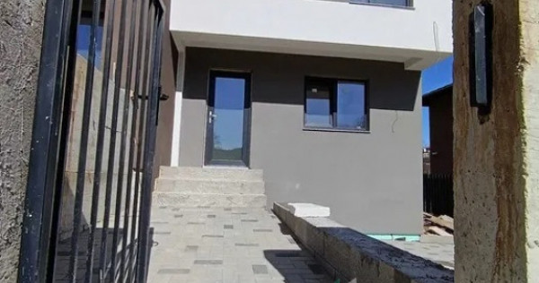 Casa tip duplex, zona parc Poligon, Florești