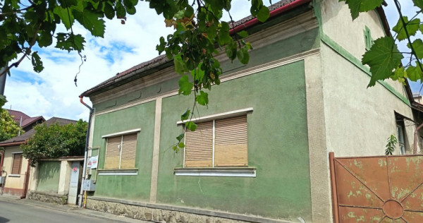 Casa de vanzare, 192 mp, zona Centrul Vechi