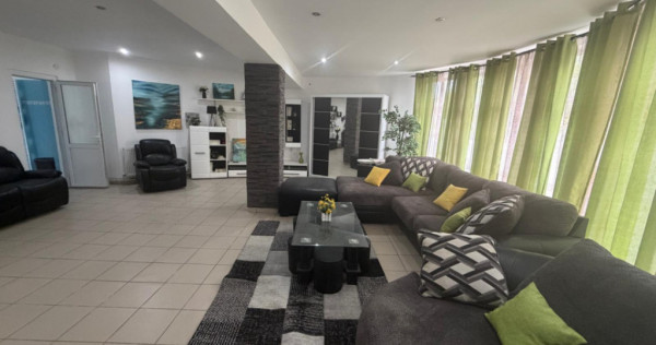 Se vinde casă spatioasa și spațiu comercial &ndash; Butoie?