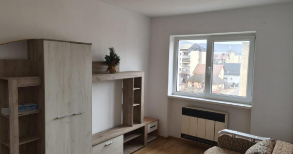 V&acirc;nd apartament 2 camere str. Frăției