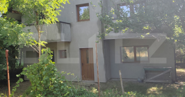 Casă P+1+M, 200 mp, zona CUG