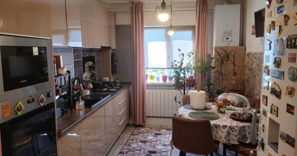 Apartament 2 camere, 51 mp decomandat, intre lacuri