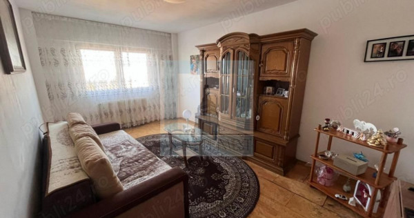 Apartament 3 camere - zona Astra / Calea București