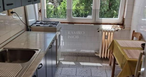 Apartament 2 camere/50mp/etaj 1/balcon/10 min metrou Dris...