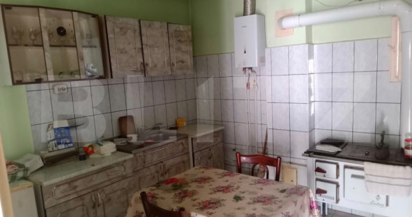 Casa de vanzare, 141 mp, zona Turda