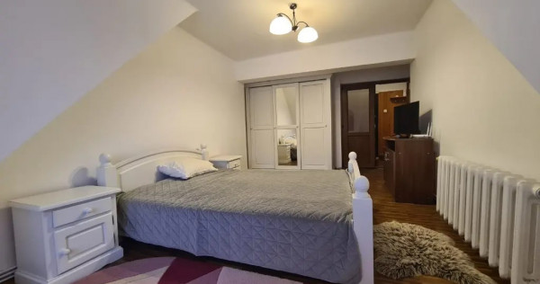 Oferim spre &icirc;nchiriere garsoniera &icirc;n Curtea de Argeș l&acirc;ngă Brd