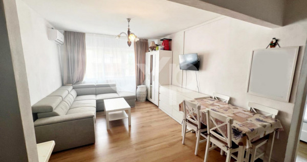 APARTAMENT 3 CAMERE DECOMANDAT, S&Acirc;NTANDREI