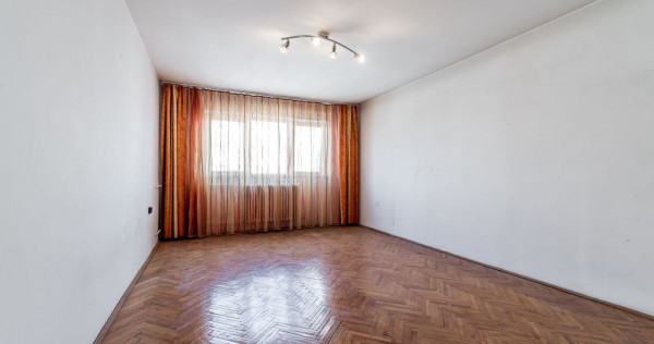 Apartament spatios cu 2 camere decomandat la etajul 3 Comision 0