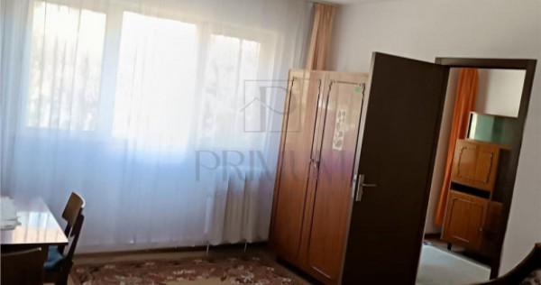 Girocului, 2 Camere, Semidecomandat, Etaj 1