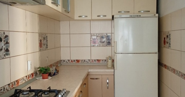 Apartament Cu 3 Camere Decomandate Zona George Enescu