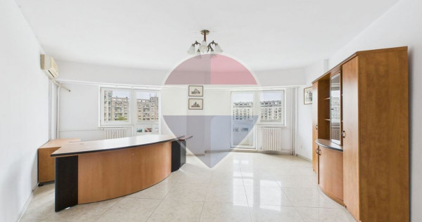 Apartament cu 3 camere de vanzare - Spatiu de birou - Rond Alba Iulia