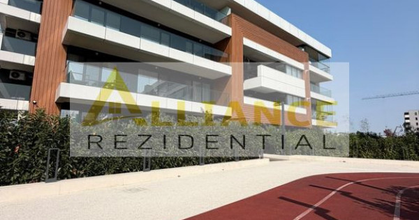 Apartament 4 camere cu gradina proprie