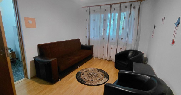 Apartament 2 camere, 45 mp, Micro 40 &ndash; Etaj 3/4, centrală termică, balcon