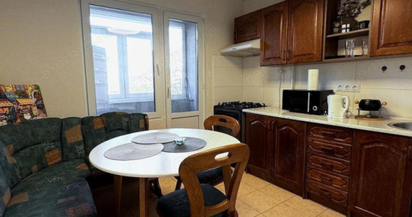Apartament 2 camere in zona Titan