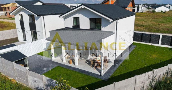 VILA INDIVIDUALA PREMIUM MOBILATA SI UTILATA-4 CAMERE-TEREN 370 MP