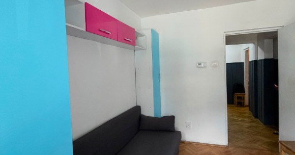 Inchiriez apartament cu 3 camere situat in cartierul Manastur