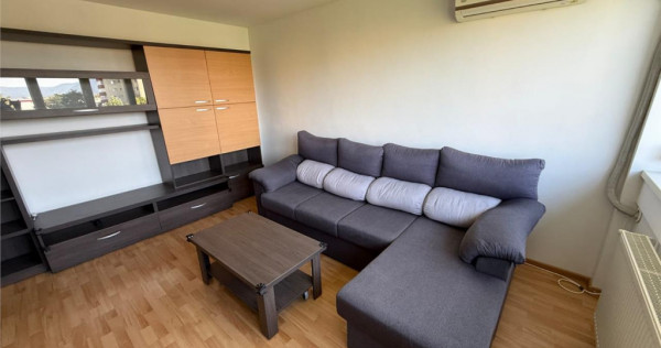Apartament 2 camere decomandat , luminos si gata de mutare