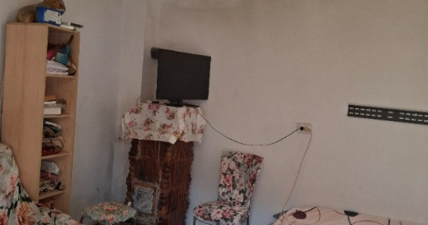 Particular v&acirc;nd casă plus teren 195 mp sector 1 Străulești