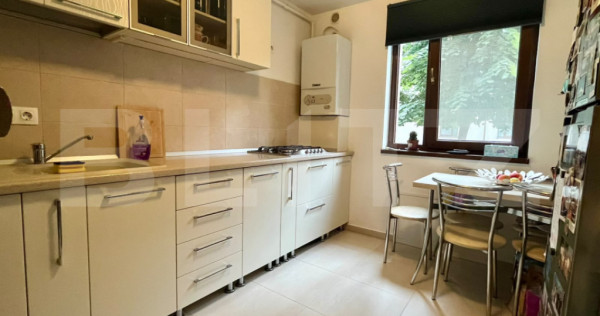 Apartament 2 camere, 53 mp, parcare, zona Tractorul