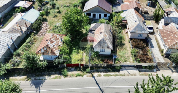 Casă la rosu si teren in Tifesti