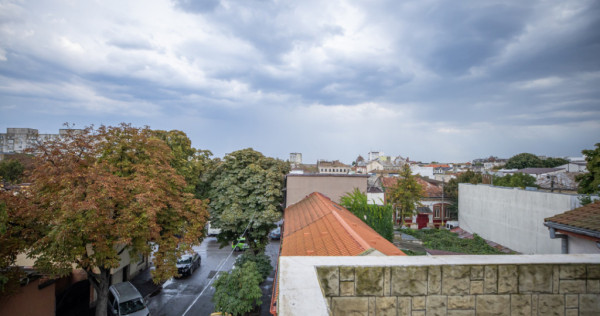 EXCLUSIVITATE CASĂ ULTRACENTRALĂ DE V&Acirc;NZARE &ndash; CONSTAN?