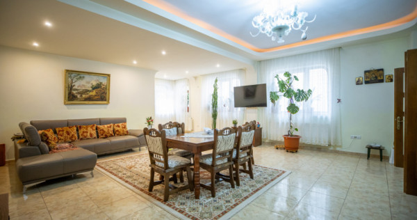 EXCLUSIVITATE! CASĂ ULTRACENTRALĂ DE V&Acirc;NZARE &ndash; CONSTAN?